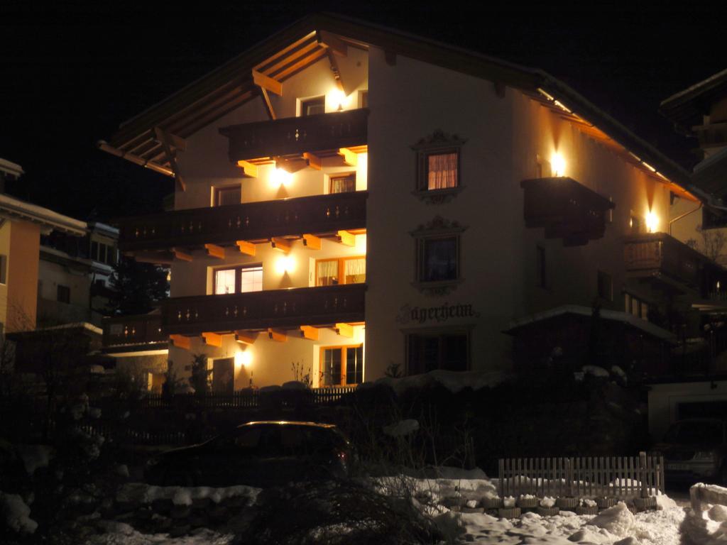Hotel Garni Jaegerheim Зерфаус Стая снимка